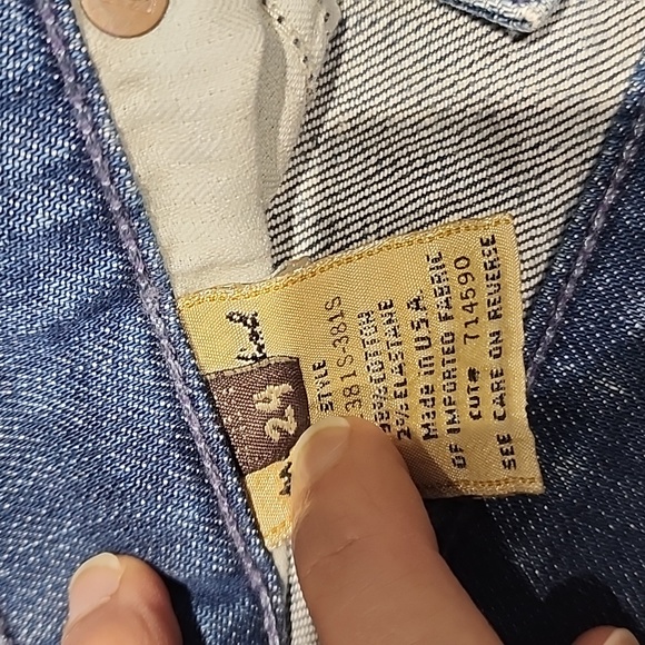 7 for All Mankind Jean Shorts 24 cut off - Picture 3 of 3